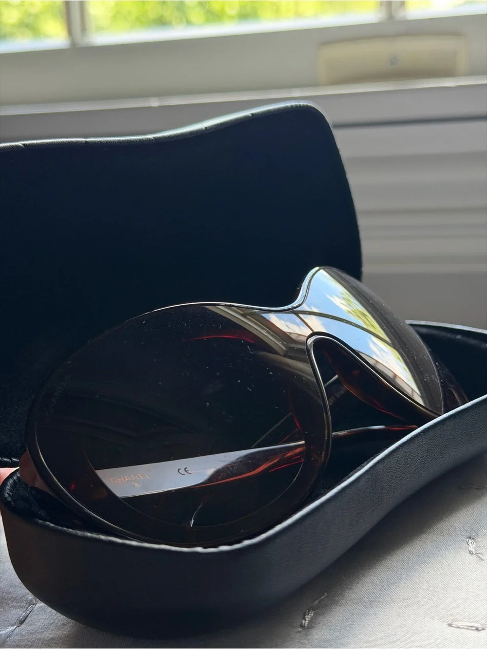 CHANEL Tortoiseshell Sunglasses with Gold Logo and Brown Gradient Lenses